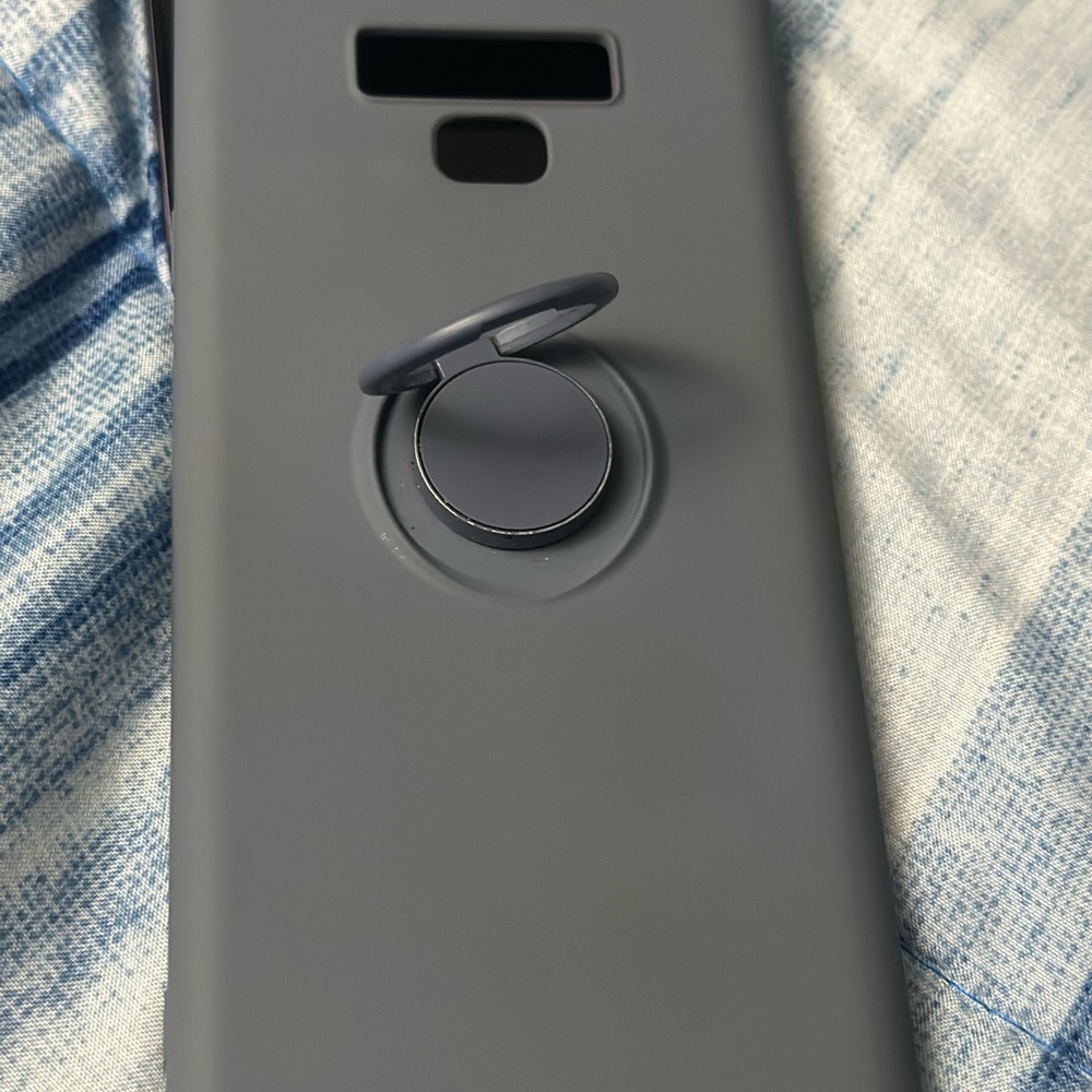 Unlocked Samsung note 9. Mint condition, has screen protector and case.
